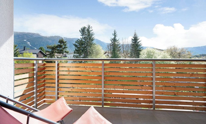 Riscone Apartment | Holiday Apartment "Haus Mader 2" with Mountain View, Private Terrace & Wi-Fi