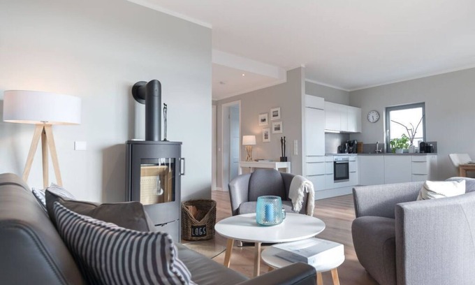 Heiligenhafen Apartment | Holiday apartment 11° East