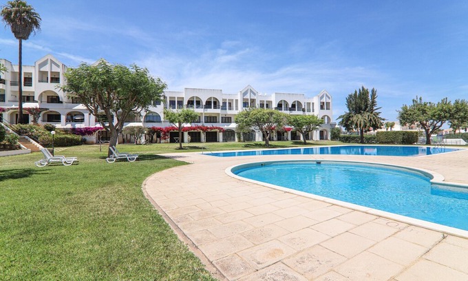 Santa Eulalia Apartment | Holiday Apartment Apartamentos Ninho das Gaivotas 510 with Wi-Fi, A/C, Pool, Garden & Balcony; Parking Available