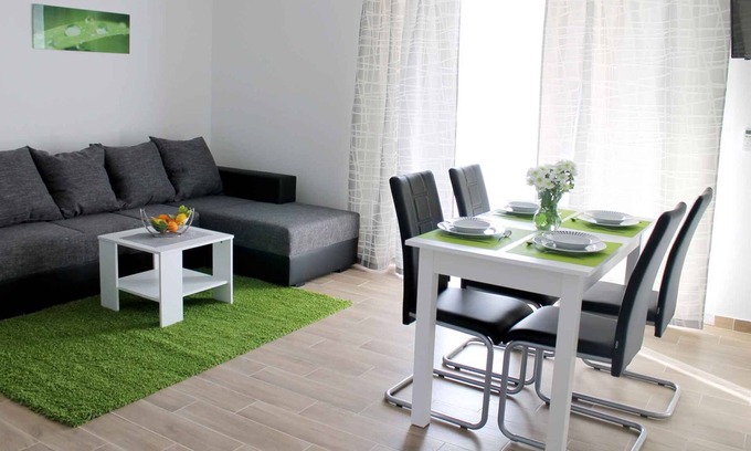 Gradac Apartment | Holiday apartment beach at 100 m