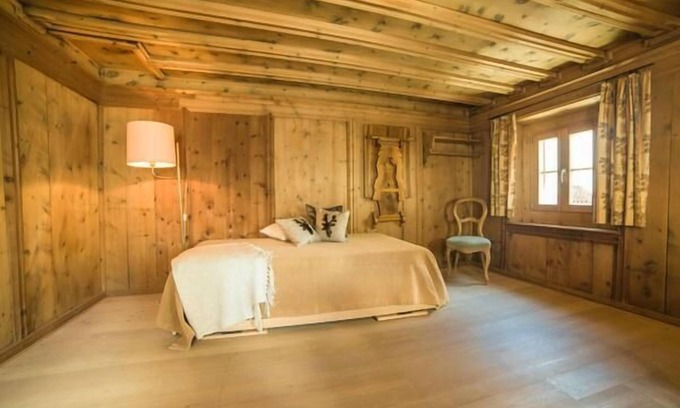 Bever Apartment | Holiday apartment Bever for 4 persons with 2 bedrooms - Historical building