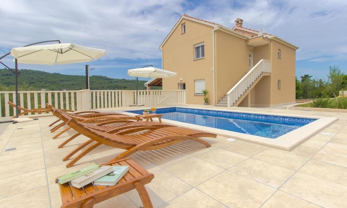 Brbinj Apartment | Holiday apartment Brbinj for 1 - 2 persons with 1 bedroom - Holiday apartment