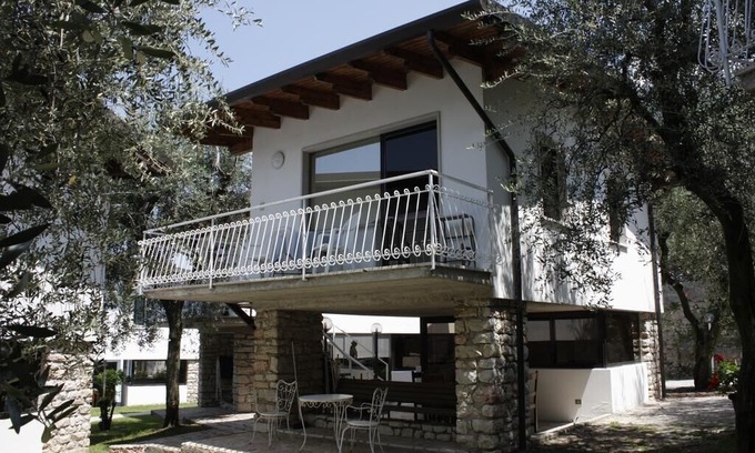 Magugnago Apartment | Holiday apartment Brenzone for 1 - 5 persons with 2 bedrooms - Holiday apartment