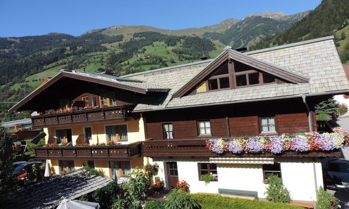 Dorfgastein Apartment | Holiday apartment Dorfgastein for 1 - 4 persons with 1 bedroom - Holiday apartment