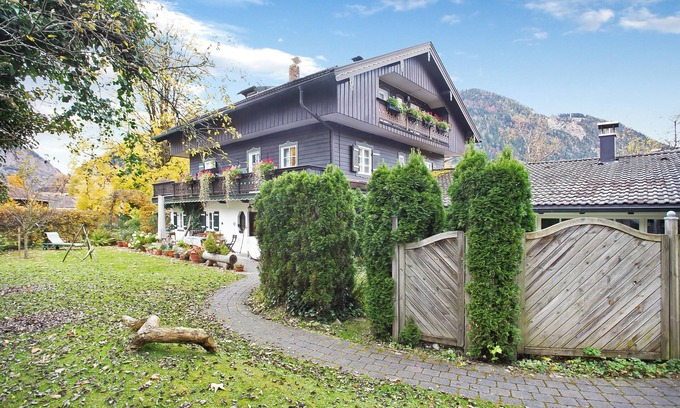 Bayrischzell Apartment | Holiday Apartment Voglsang - Haus Annamirl with Beautiful Balcony