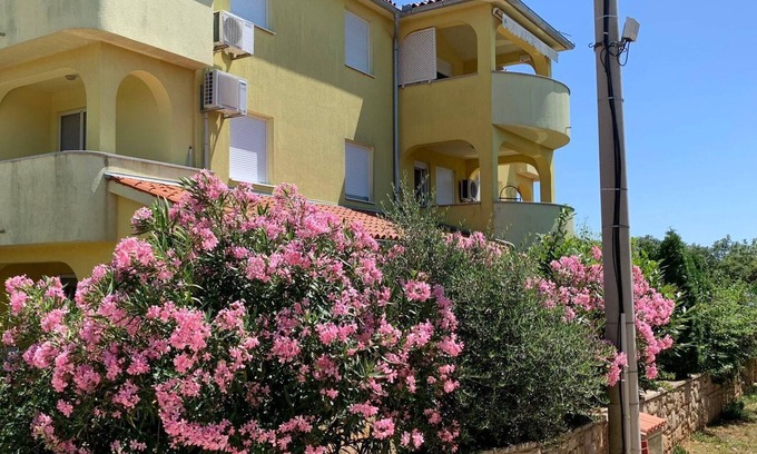 Liznjan Apartment | Holiday apartment Ližnjan for 1 - 6 persons with 2 bedrooms - Holiday apartment