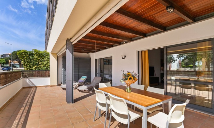Telheiro Apartment | Holiday Apartment "Marina Park" with Private Terrace, Shared Pool & Wi-Fi
