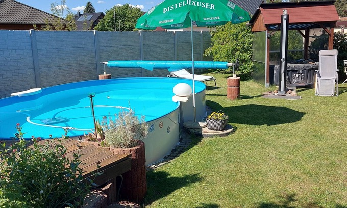 Kolkwitz Apartment | Holiday Apartment 'Near Spreewald' with Shared Pool, Shared Terrace and Wi-Fi
