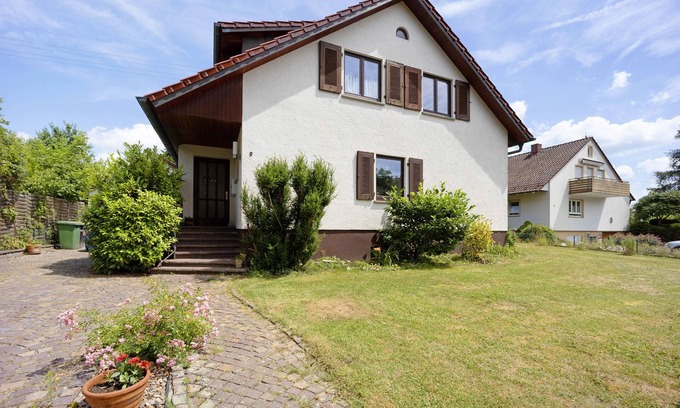 Aulendorf Apartment | Holiday Apartment "Sonnenbühl" with Lake View, Private Balcony and Wi-Fi