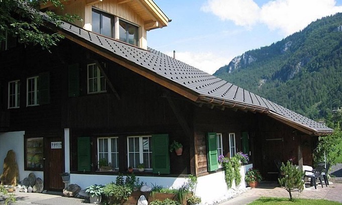 Meiringen Ski Chalet | holiday apartment Steinideen