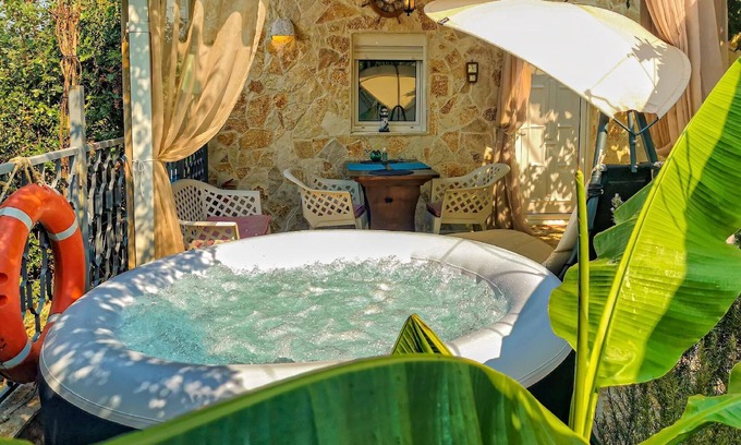 Utjeha Apartment | Holiday apartment Utjeha for 1 - 4 persons - Holiday apartment