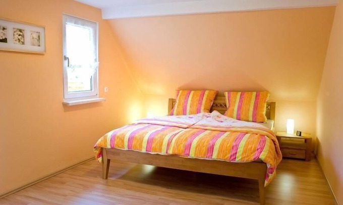 Bad Schlema Apartment | Holiday apartment with a parking space and a terrace, for non-smokers