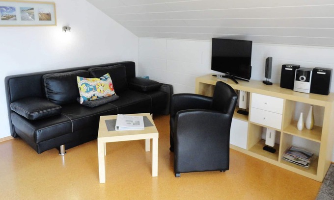 Waldeck Apartment | Holiday apartment with balcony - Appartement-Pension Schüßler
