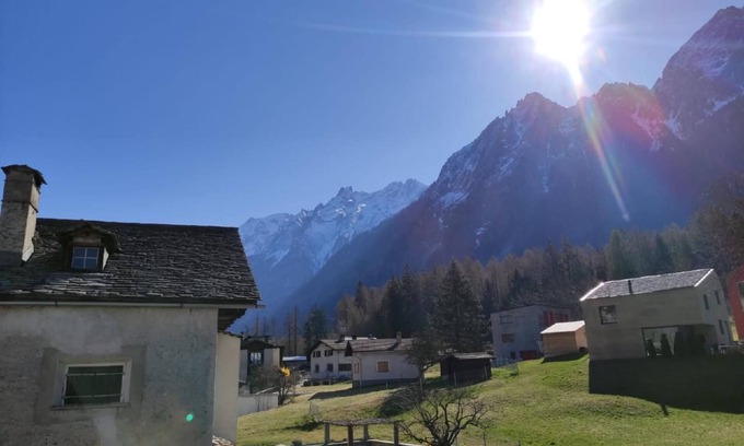 Bregaglia House | Holiday cottage in Borgonovo