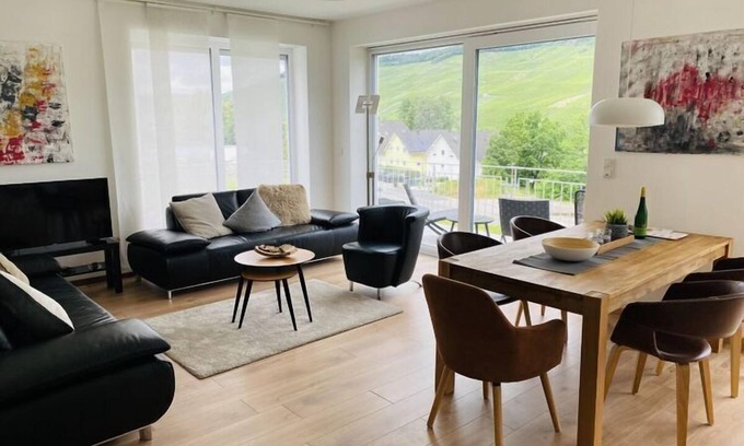 Bernkastel-Kues Apartment | Holiday apartment Above the Moselle 2