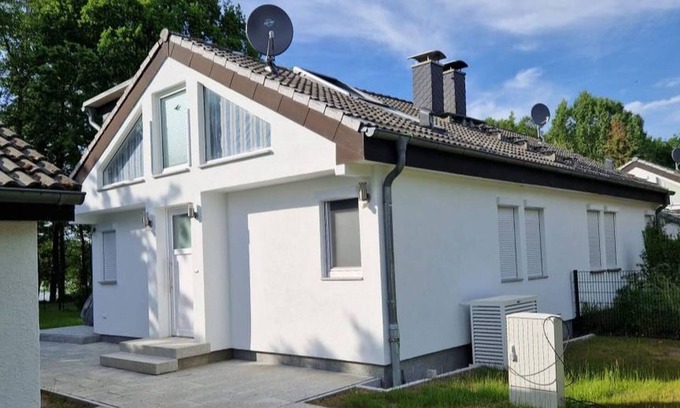 Oberhavel House | Holiday Home 'Wentowseeblick' with Lake View, Wi-Fi and Air Conditioning