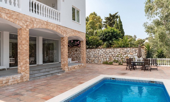 Mijas House | Holiday Home 'Milano' with Mountain View, Wi-Fi and Air Conditioning