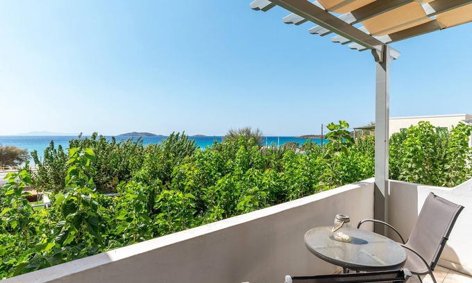 Kipri House | Holiday Home '1a Kypri Seaview Perasma Studio' with Sea View, Wi-Fi and Air Conditioning