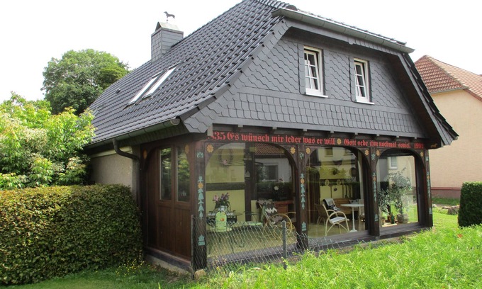 Uckerland House | Holiday Home 'Altes Jägerhaus' with Private Terrace and Private Garden