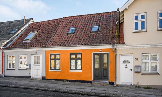 Assens House | Holiday Home Assens With Patio Xi