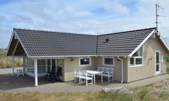 Bjerregaard House | Holiday home Bjerregård