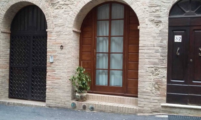 Monticiano House | Holiday home Bravi Tuscany dwelling near Siena