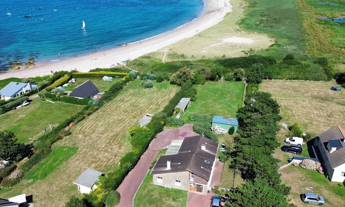Fermanville House | ☀️ Holiday home by the sea with fantastic views and direct access to the beach