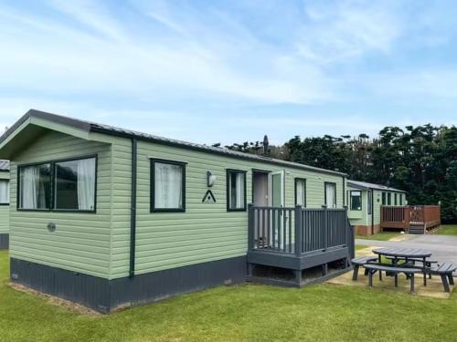 Knaresborough Apartment | Holiday Home by the river Nidd 6