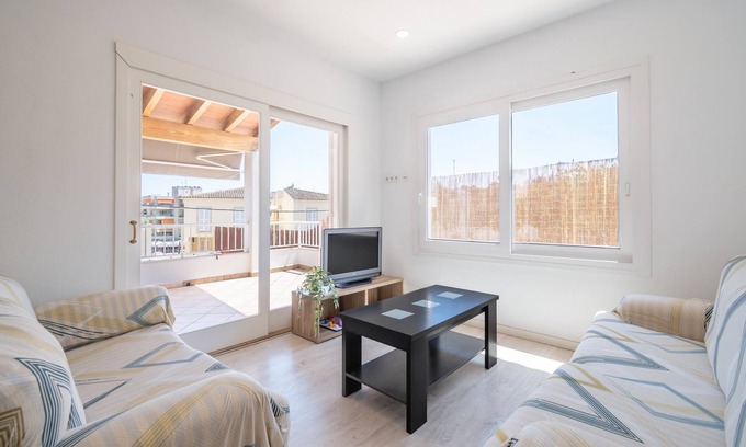 Porto Cristo House | Holiday Home 'Casa Blanca Porto Cristo' with Wi-Fi and Air Conditioning
