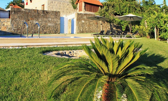Melgaco House | Holiday Home 'Casa Das Cortes Em Melgaço' with Mountain View, Private Pool and Wi-Fi