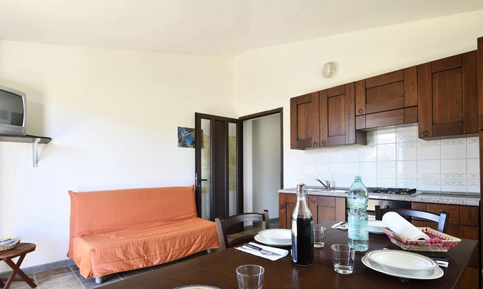 Elini House | Holiday Home 'Corongiu 1' with Mountain View, Private Terrace and Shared Garden