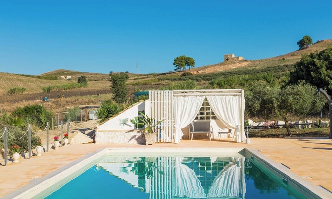 Buseto Palizzolo House | Holiday Home 'Fattoria Spezia - Nespola' with Shared Pool, Garden and Shared Wi-Fi