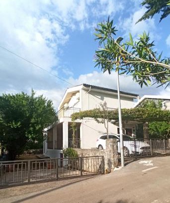 Vantacici House | Holiday Home Family - 100m from sea