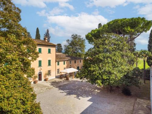 San Miniato House | Holiday Home Fattoria di Scaletta by Interhome