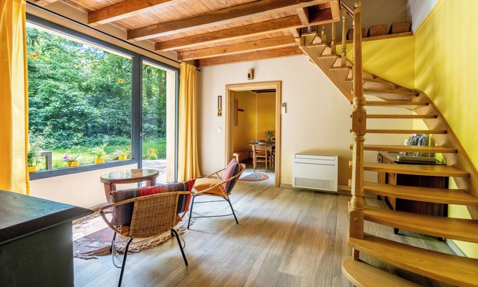 Nivillac House | Holiday Home 'Gîte Rénové Pleine Nature Kerdary' with Private Terrace, Private Garden and Wi-Fi