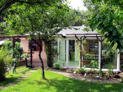 Wandlitz House | Holiday Home Heike by Interhome