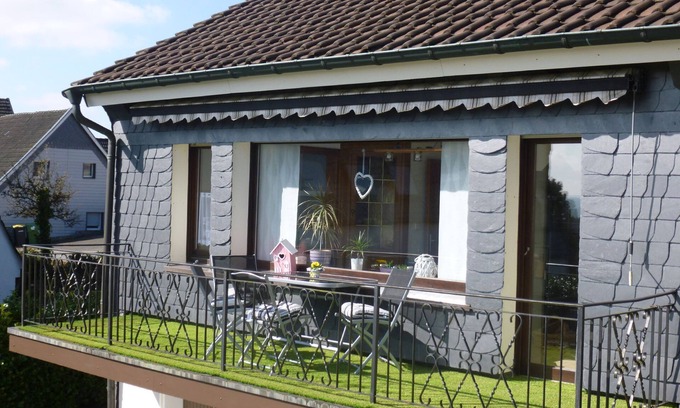 Attendorn House | Holiday Home 'Höhenflug' with Mountain View, Private Terrace and Wi-Fi