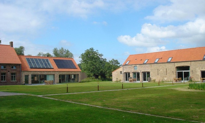 Zerkegem Apartment | Holiday home Hulst for 4 persons