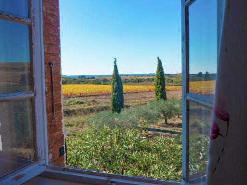 Murviel-les-Beziers House | Holiday Home in Béziers with Pool and Vineyard