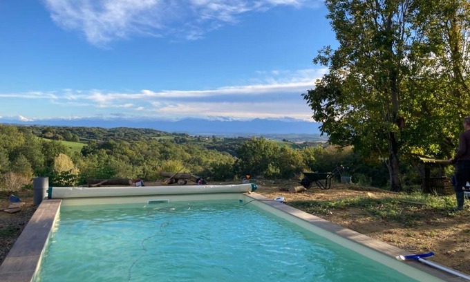 Malabat House | Holiday Home 'La Toumet' with Mountain View, Private Pool and Wi-Fi