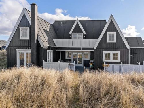 Blokhus House | Holiday Home Laura - 1km from the sea by Interhome