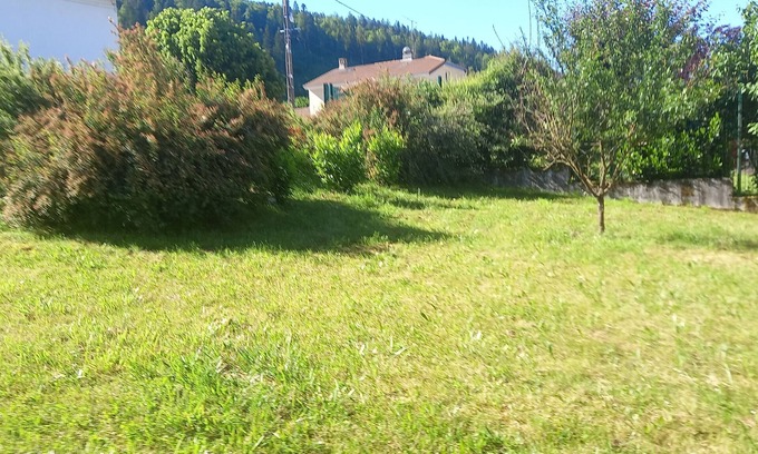 Martignat House | Holiday Home 'Martignat Les Chats' with Private Garden, Wi-Fi and Air Conditioning