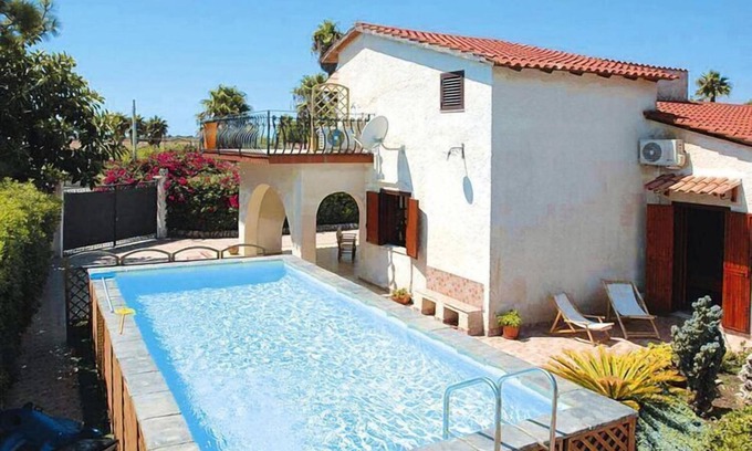 Ognina House | Holiday home, Ognina