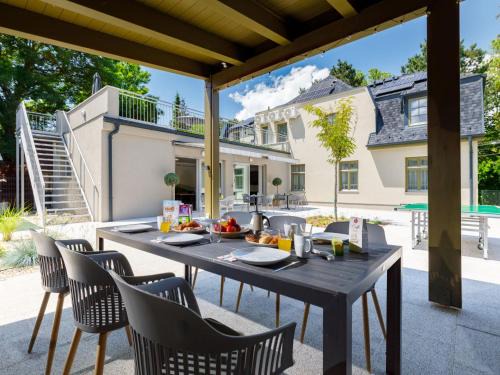 Balatonszarszo House | Holiday Home Park Residence 12 by Interhome