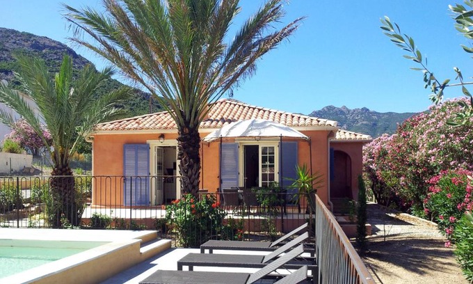 Galeria House | Holiday Home Primavera-1 by Interhome