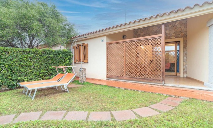 Costa Rei House | Holiday Home Rei Sole Bilo - REI321 by Interhome