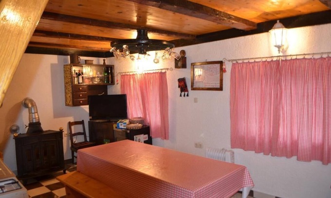 Perusic House | Holiday home Stara Lika - Two Bedroom Holiday Home with Terrace