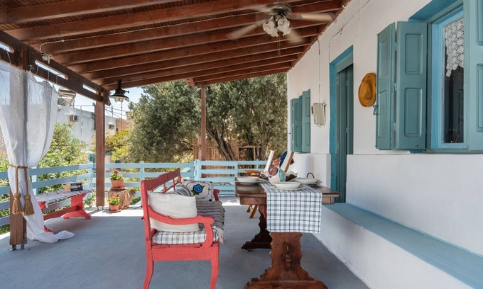 Telendos House | Holiday Home 'Telendos Gallery House' with Sea View, Wi-Fi and Air Conditioning