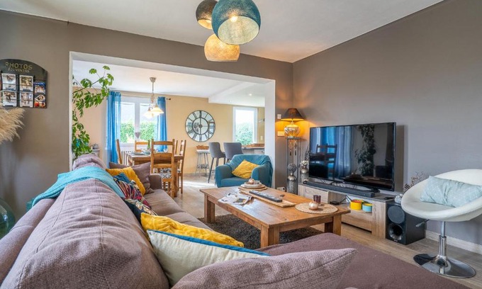 Tregueux House | Holiday Home Ty Manolo by Interhome