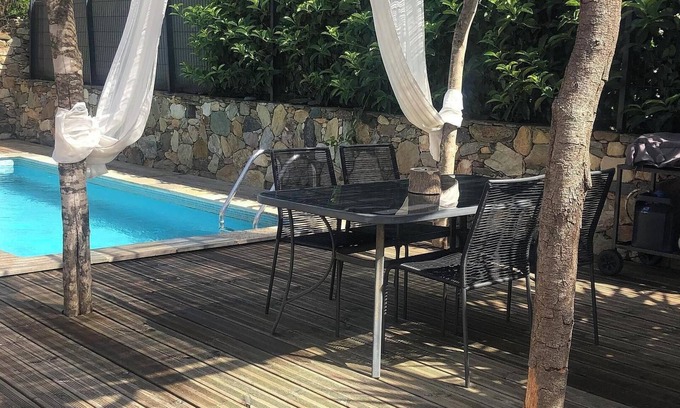 Barbaggio House | Holiday Home 'Villa De Charme T3 Saint Florent' with Mountain View, Wi-Fi and Air Conditioning